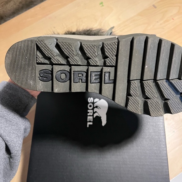 Like NEW SOREL Joan Of Arctic Next Faux Fur Waterproof Snow Boot In Sage - Picture 4 of 9